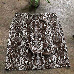 J. McLaughlin Skirt Snake Skin Print Brown  10